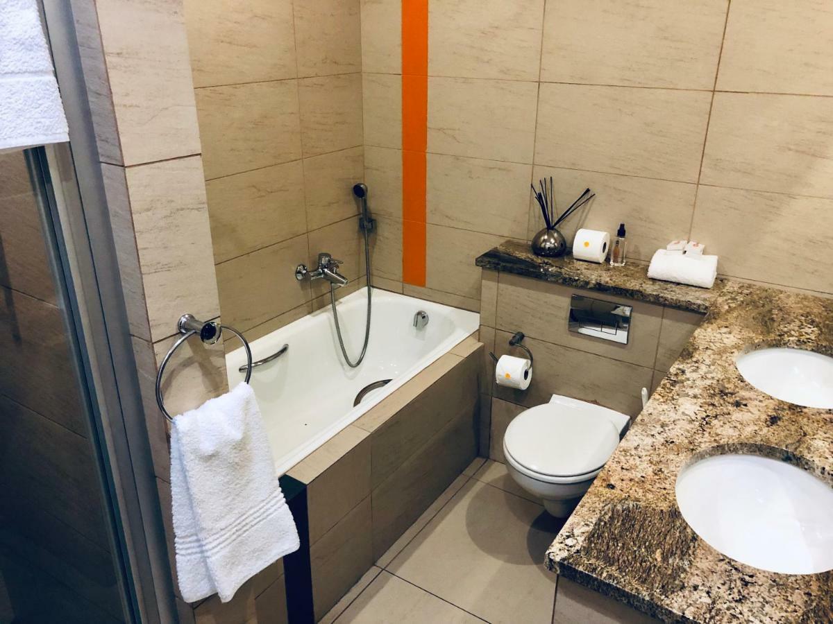 Orange Inn Knysna Cameră foto